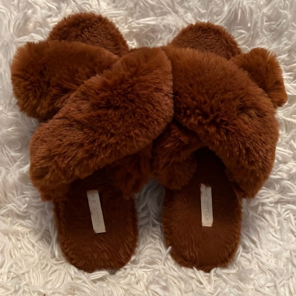 Fluffy slippers